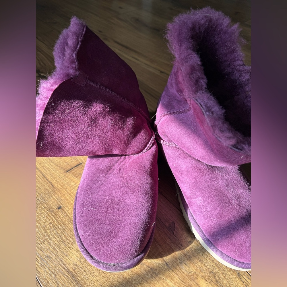 UGG Bailey Button Boots Size 8 - Picture 4 of 5